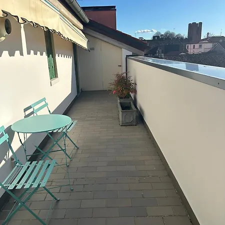 Intero A Lägenhet Castelfranco Veneto