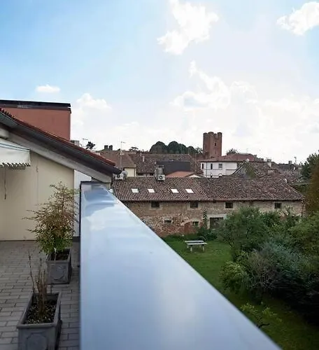 Intero A Castelfranco Veneto